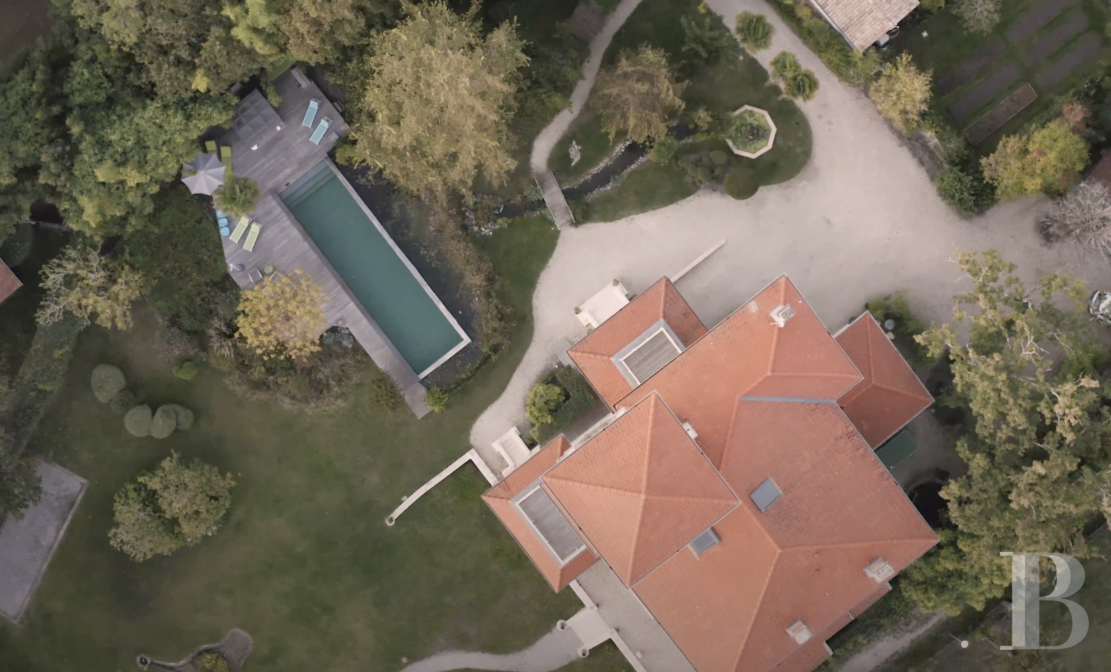 An early 20th-century villa with Italian accents in Lanton, in the Arcachon basin - photo  n°7